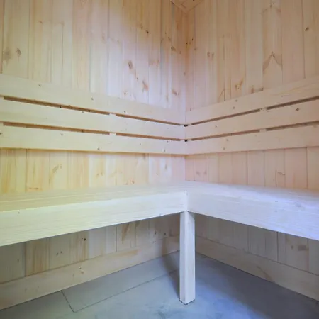 Holiday home Cozy In With Sauna, Cleaning Included